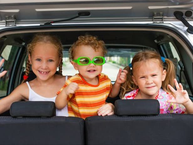 5-7 ans : préparez-lui le parfait sac de voyage pour le trajet
