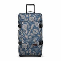 ek00062l2z4-sac-de-voyage-valise-eastpak-tranverz-m-67cm-brize-blue-beige-1
