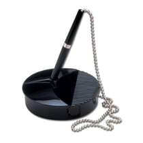 Stylo-bille-sur-socle-noir-