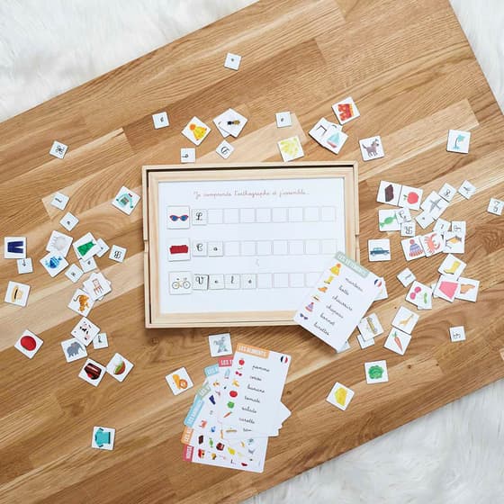 CMPEA10283-coffret-bois-tableau-magnetique-j-ecris-mes-premiers-mots-montessori-3