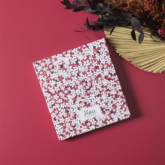 cmpec0014petitesfleurs-coffret-carnet-a5-fleurs-rouges-maitresse-et-porte-cle-5