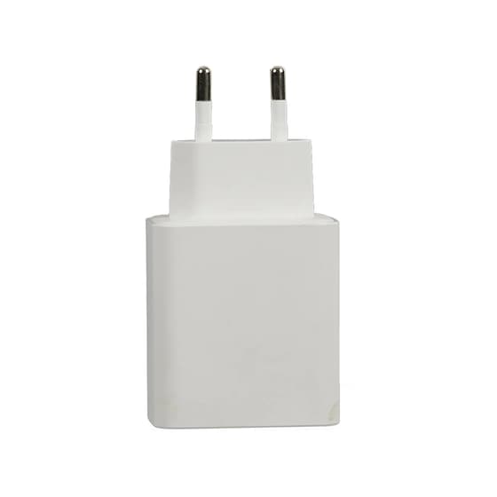 cmpht0063-adaptateur-3-ports-usb-et-usb-c-40w-5