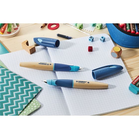 stab606243-stylo-plume-stabilo-easybirdy-timber-bleu-pour-gaucher-cle-de-reglage-5