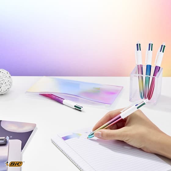 bic512130-coffret-3-stylos-bille-bic-4-couleurs-gradient-retractable-3