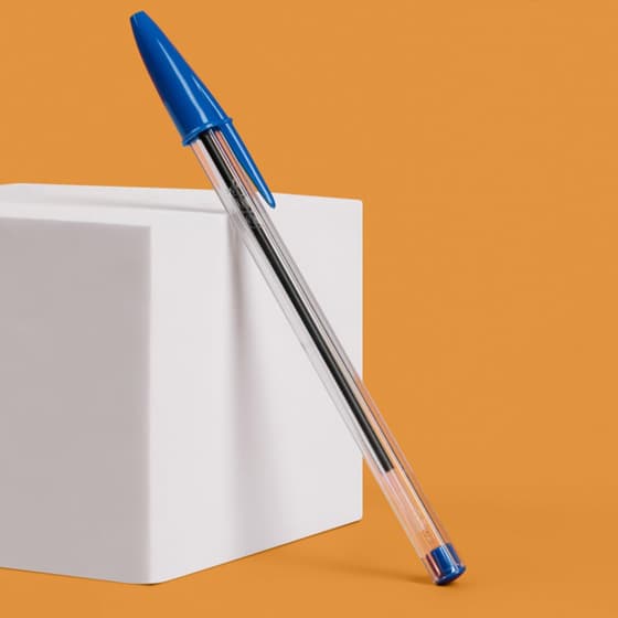 0336630-stylo-bille-bic-cristal-pointe-moyenne-5