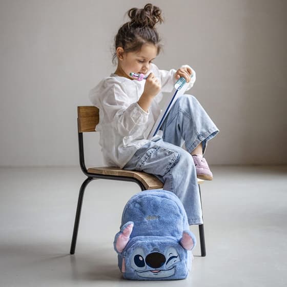 vad79501093-sac-a-dos-maternelle-lilo-et-stitch-fluffy-festival-6