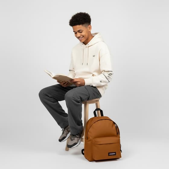 EK0006206V1-Sac-à-dos-EASTPAK-Padded-Pak'R-Caramel-Brown-1-compartiment-2