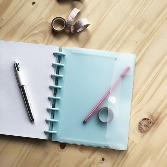 maice0022bleu-carnet-a5-80-feuilles-petits-carreaux-5x5-90g-bleu-pastel-0004
