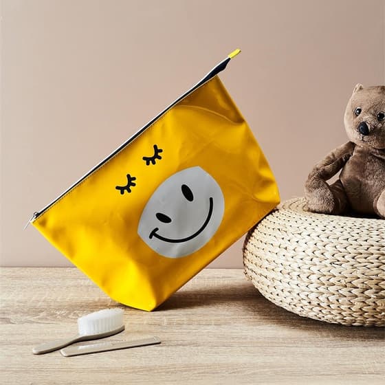 camppu1068jaune-pochette-de-sante-bebe-tom-et-zoe-jaune-2