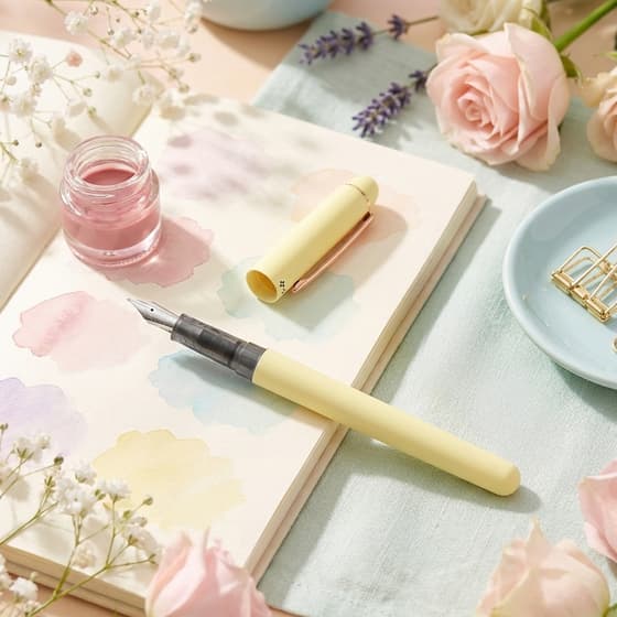 carkr25115jaune-stylo-plume-plumink-irise-jaune-pastel-004