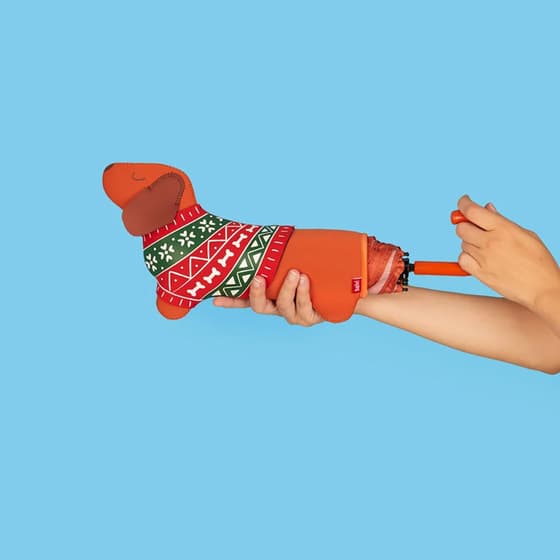 bal28342-parapluie-teckel-christmas-marron-avec-housse-balvi-2