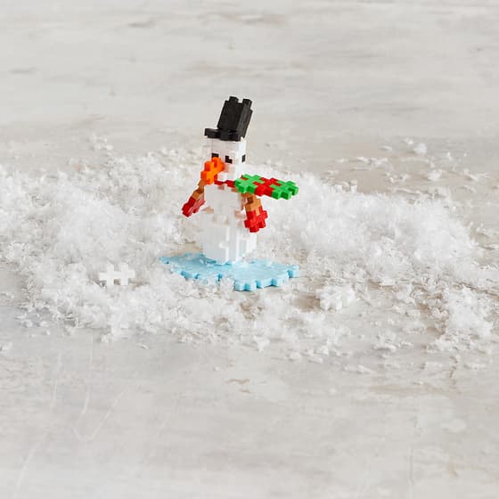 konpp4381-jeu-de-construction-plus-plus-tube-bonhomme-de-neige-100-pieces-1