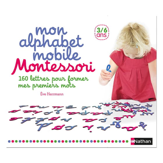 INT9782092787144-coffret-mon-alphabet-mobile-montessori-nathan-160-lettres-mobiles