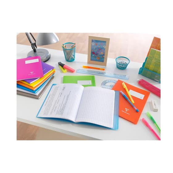 cla981413C-cahier-koverbook-polypro-vert-clairefontaine-24x32-96p-grands-carreaux-marque-pages-5