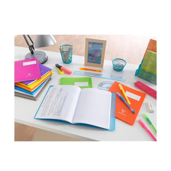 cla981416C-cahier-koverbook-polypro-jaune-clairefontaine-24x32-96p-grands-carreaux-marque-pages-5