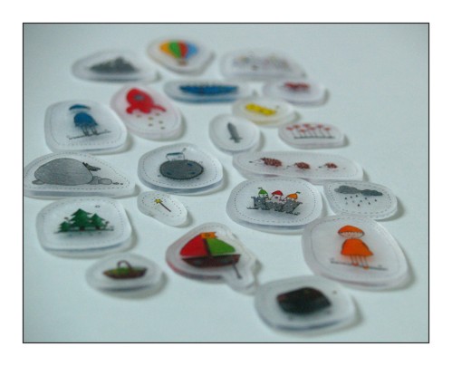 jeu-a-histoires-plastique-fou