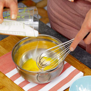 noel-buche-jaunes-d-oeufs-et-le-sucre