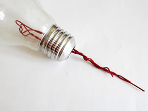 DIY-ampoule-d'amour-Saint-Valentin9