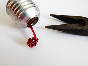 DIY-ampoule-d'amour-Saint-Valentin10