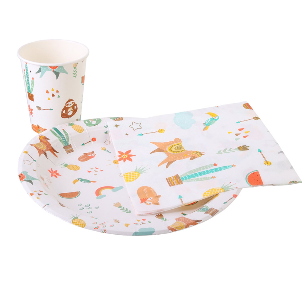 EA9768-coffret-anniversaire-enfant---40-accessoires-verts